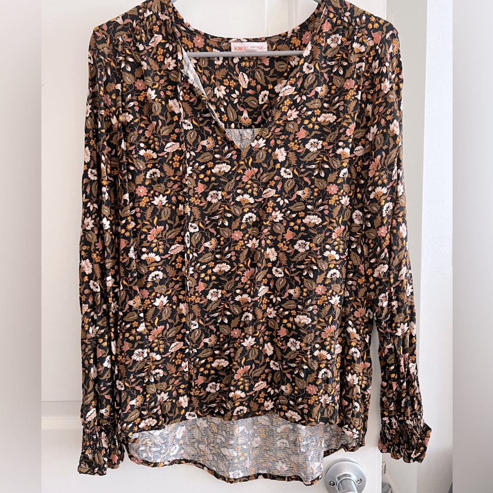 Knox Rose floral top - Picture 1 of 6